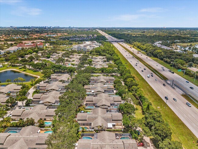 Building Photo - 12549 Woodmill Dr