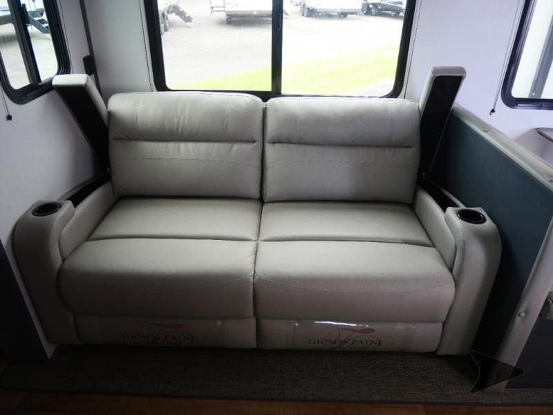 Building Photo - 13691 E Hwy 25