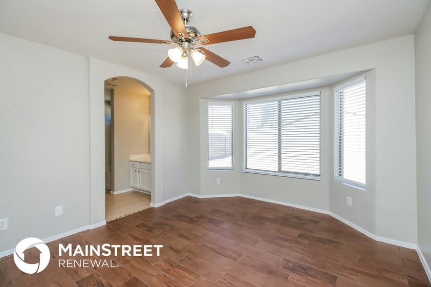 Building Photo - 6242 W Illini St