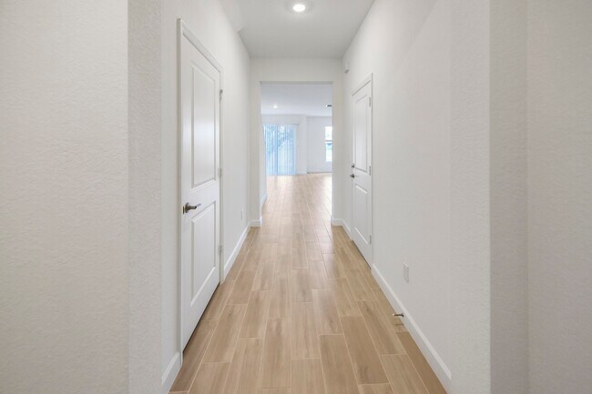 Building Photo - 4330 Pond Lily Ln
