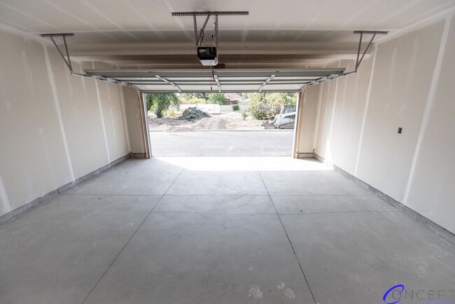 Building Photo - Sienna Village Townhomes