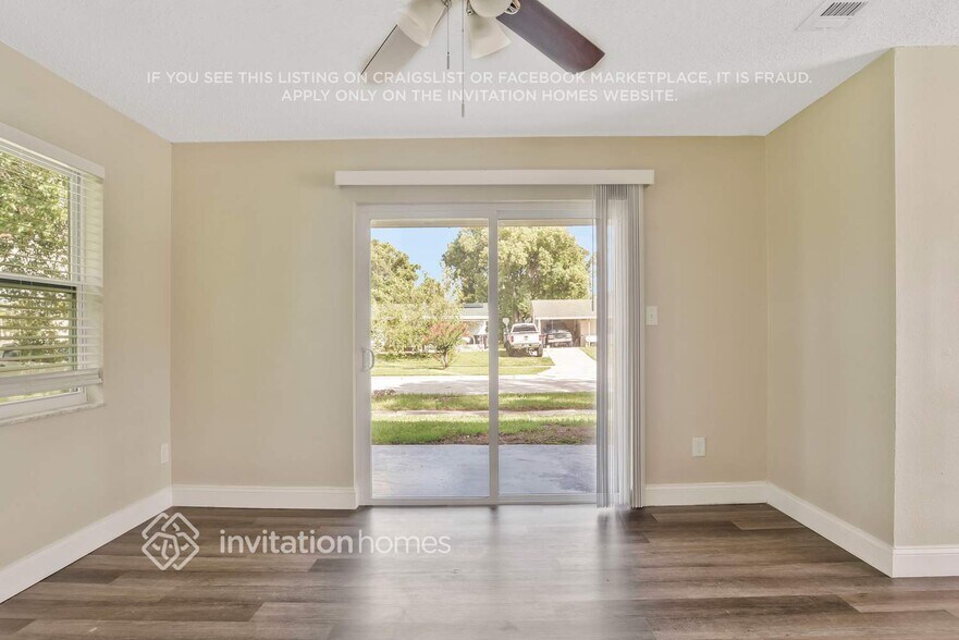Building Photo - 4262 Schank Ct