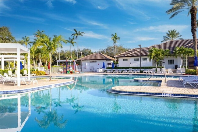 Building Photo - 1441 Cardinal Way