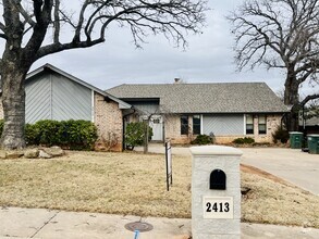 Building Photo - 2413 Chimney Hill Ct