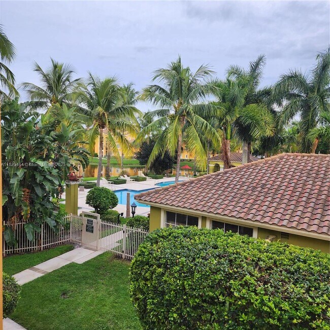 Building Photo - 2351 W Preserve Way