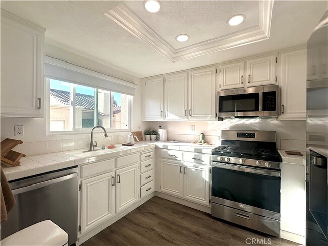 Building Photo - 21138 Jasmines Way