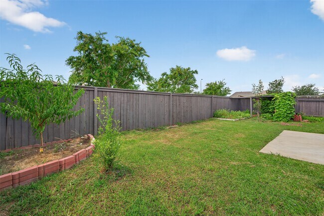Building Photo - 23127 Quiet Heron Ct