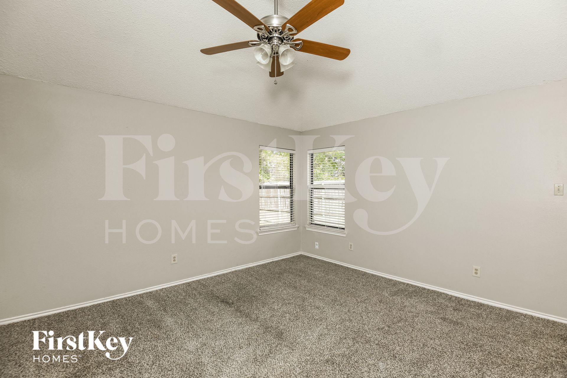 Building Photo - 4742 Cornflower Dr