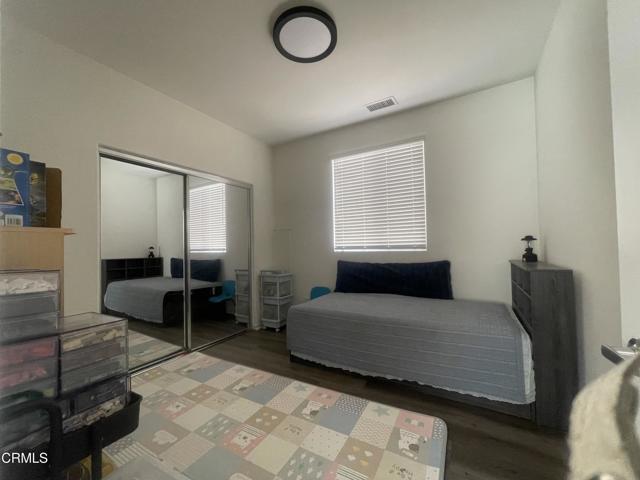 Building Photo - 7937 N Keer Dr