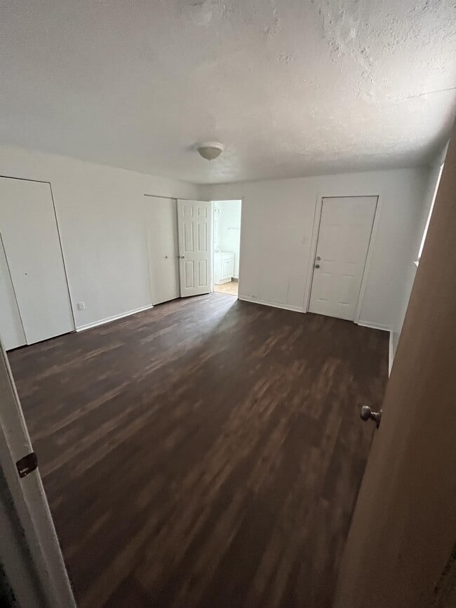 Building Photo - 1513 Ridge Ave