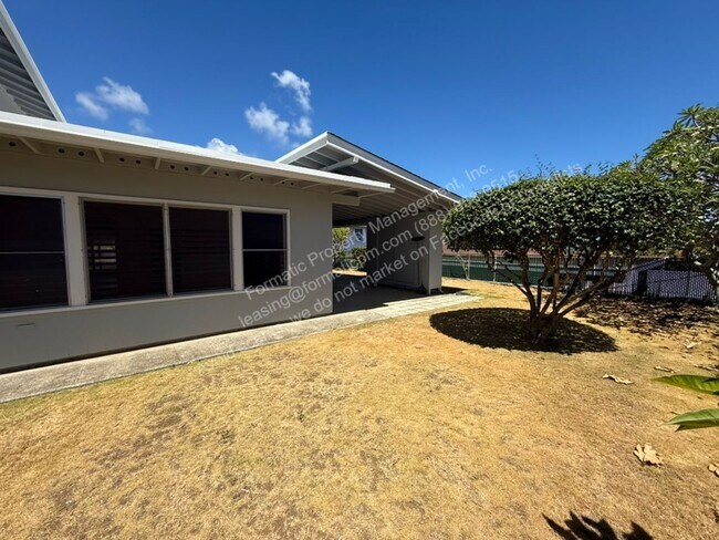 Building Photo - 1458 Humuula St
