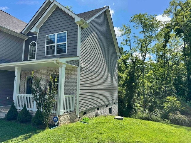 Building Photo - 1057 Brightwood Ct