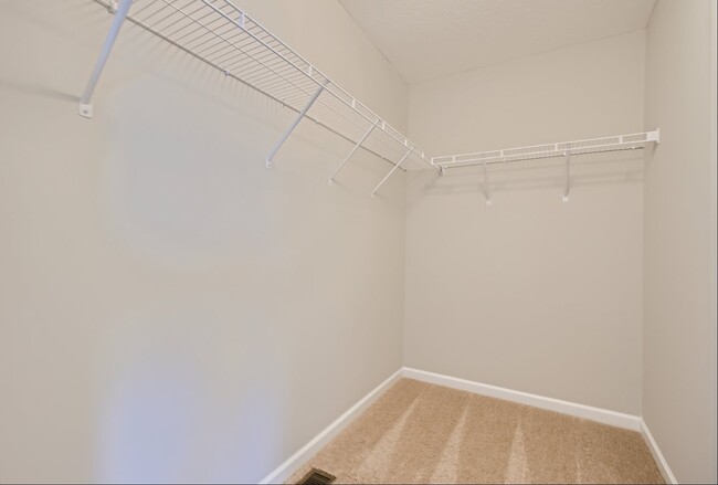 21 Master Bedroom Walk in Closet - 403 Cottontail Ct