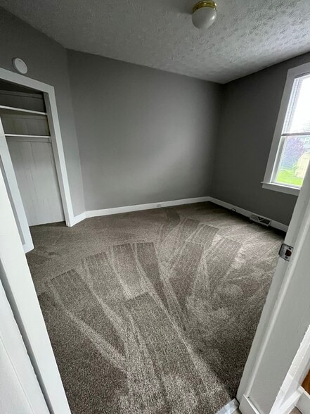 1st. Floor Bedroom - 962 Johnson St