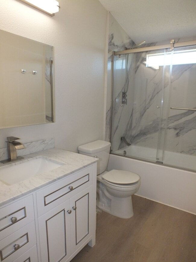 Building Photo - Rescue 4/3 retreat - includes separate cottage/office, 2 garage bays, RV pad and 5 acres with Sie...