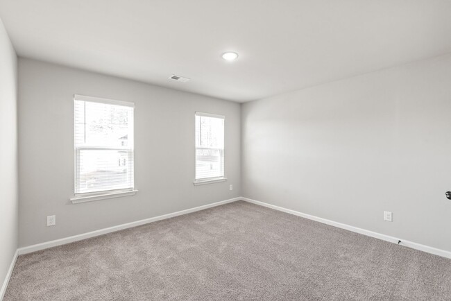 Building Photo - Modern Living in Stoneygreen | Open Concept + Loft + Private Backyard