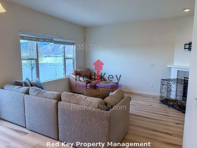 Building Photo - Apparicio Dr. Single Family Home