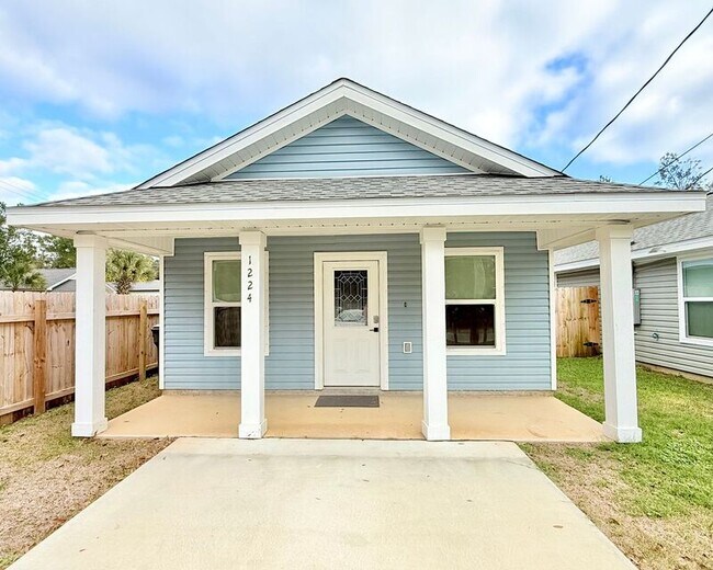 Primary Photo - 1224 N X St