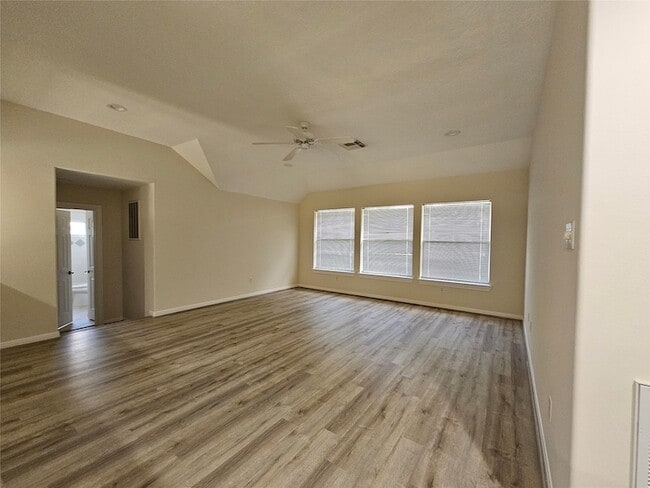 Building Photo - 12503 Rosewood Way Ln