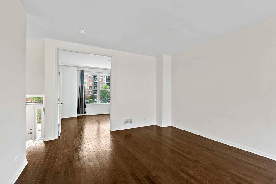 Building Photo - 1142 Windward Ln