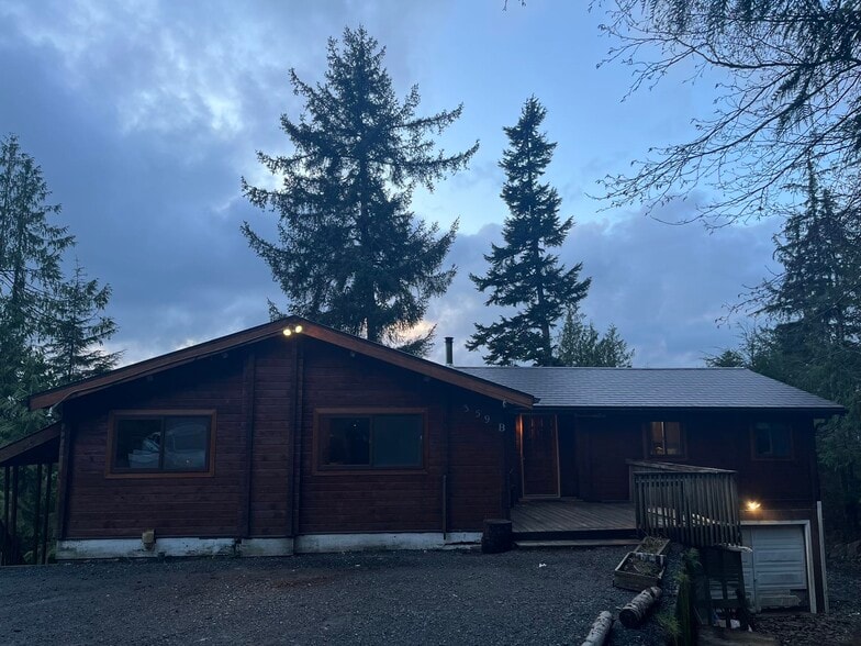 Building Photo - 359 Forest Park Drive