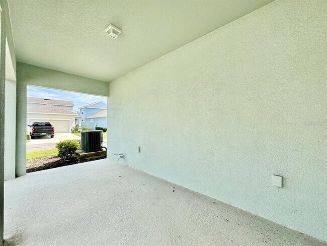Building Photo - 827 Winterside Dr