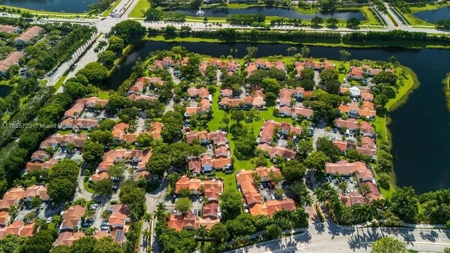 Building Photo - 1462 Springside Dr