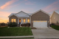 Building Photo - Quiet cut-de-sac living with country views!