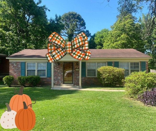 3-Bedroom cutie ! APPLY today at All3Real... - 3-Bedroom  cutie ! APPLY today at All3Real...