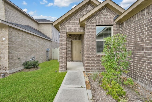 Building Photo - 16442 Rosary Pea Pl