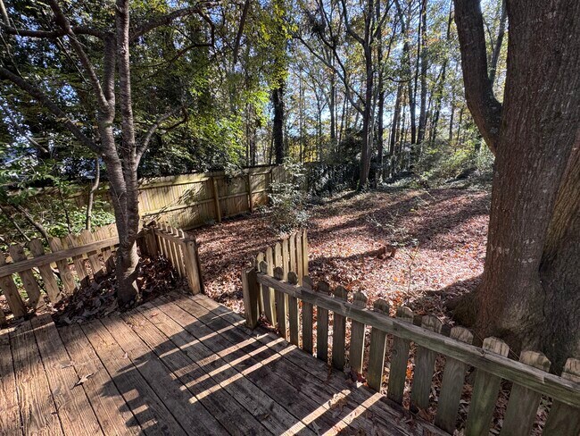 Building Photo - 133 Sterling Dr