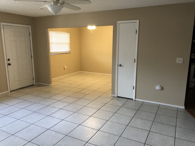 Building Photo - 7140 55th Ave N