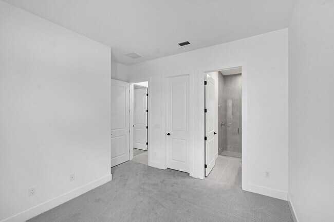 Building Photo - 9520 St Germain Dr