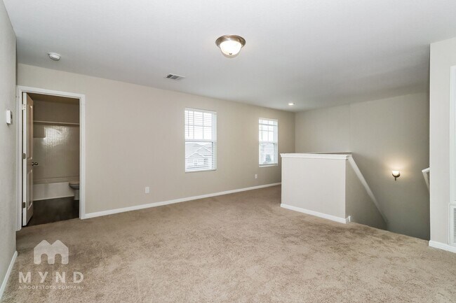 Building Photo - 12612 Henry Clay Dr