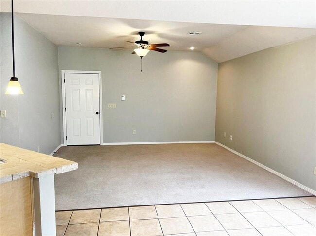 Building Photo - 2827 N Cassius Ln