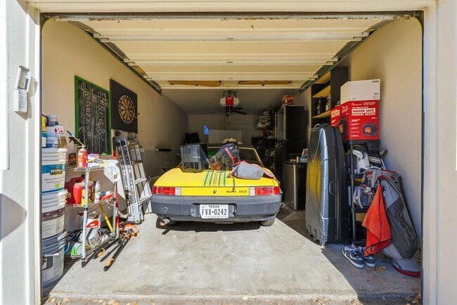 Building Photo - 1817 Carlson Dr