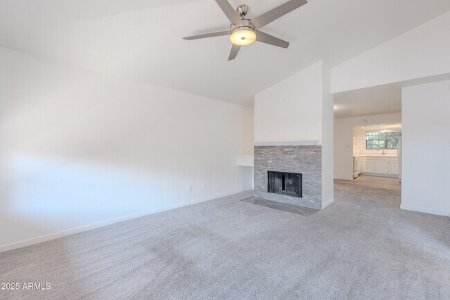 Building Photo - 5950 N 78th St