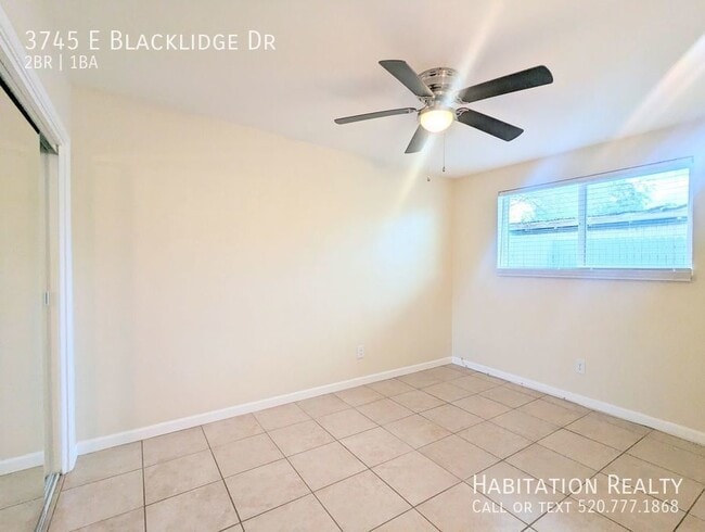 Building Photo - 3745 E Blacklidge Dr