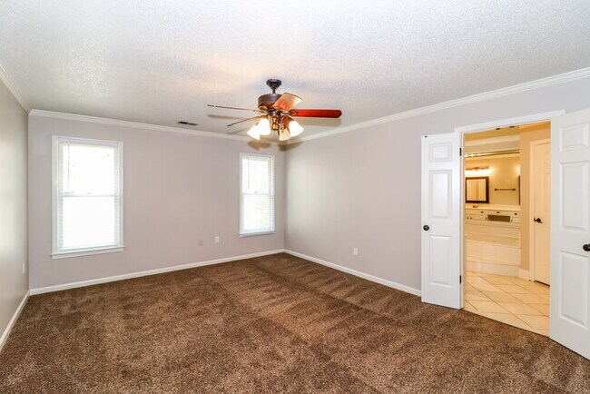 Building Photo - 472 Sanga Cir E