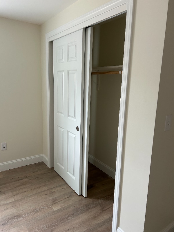 Building Photo - 19 Hill Ave