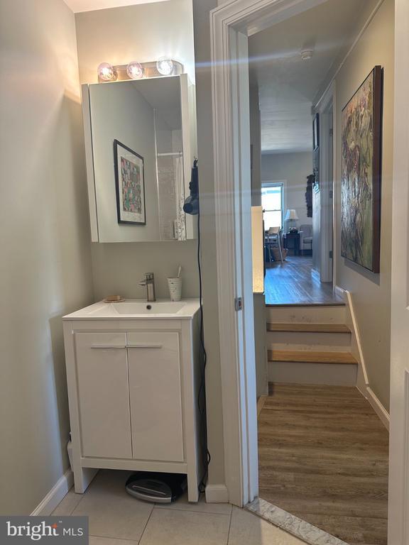 Building Photo - 1800 Catharine St