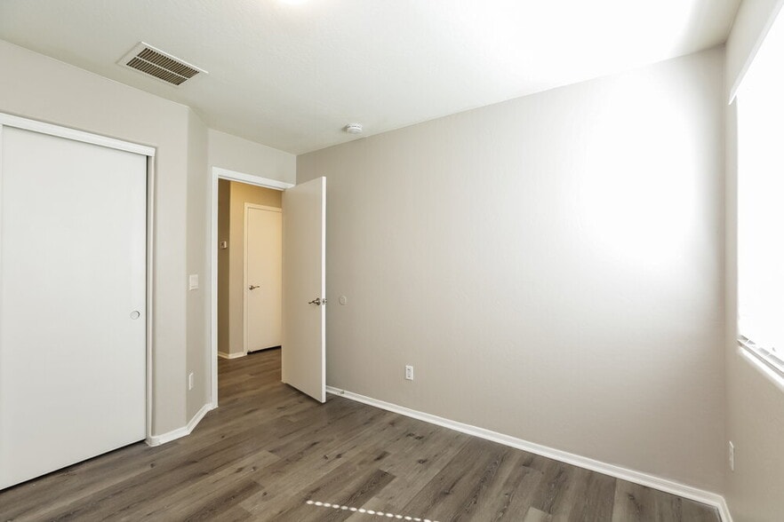 Building Photo - 3565 S 257th Ln