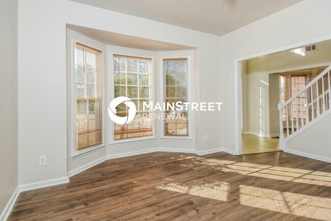 Building Photo - 4 Bedroom Pet-Friendly Home in JONESBORO, GA with Main Street Renewal
