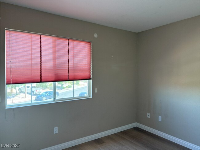 Building Photo - 301 Jacaranda Arbor St