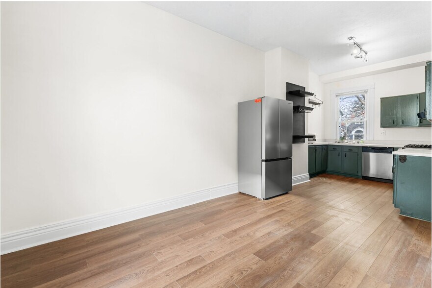 Building Photo - 1442 Christy Ave