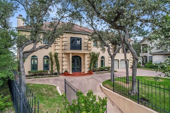 Building Photo - 4708 Lookout Mountain Cove