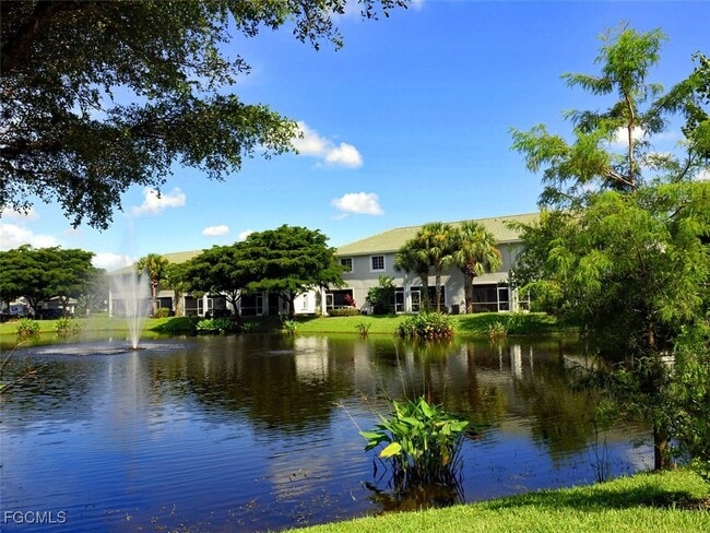 Building Photo - 8205 Pacific Beach Dr