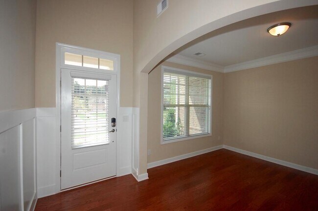 Building Photo - 235 Haney Rd