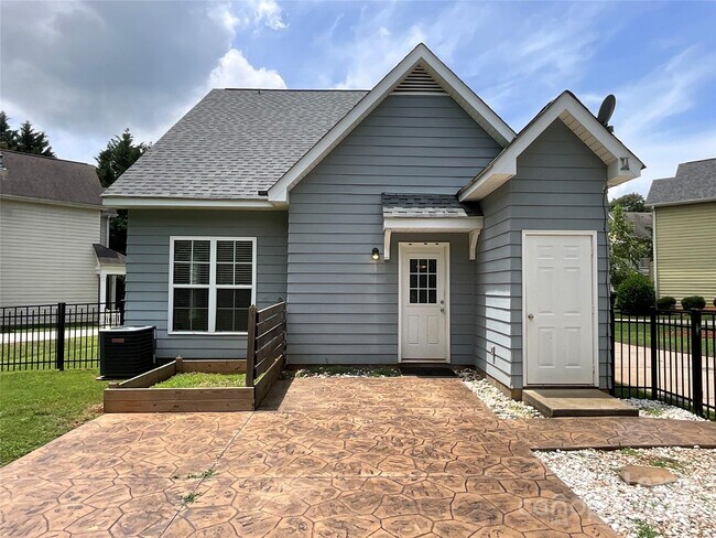 Building Photo - 8228 Ballymore Ct