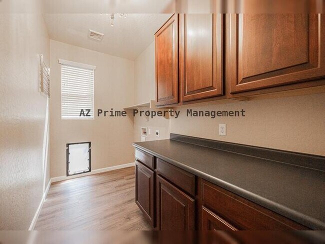 Building Photo - 6539 W Jomax Rd